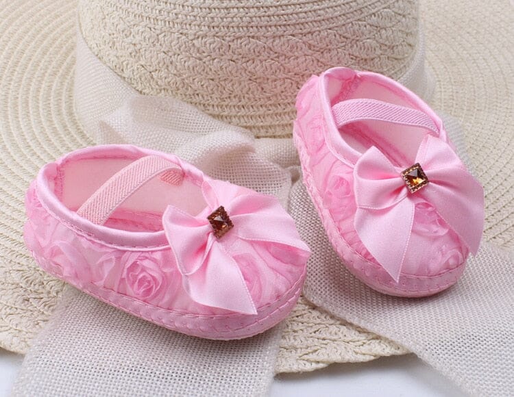 Blissy Premium Outfitters Pubbets Fashionista Shoes with Charm & Bow. Perfectly Pubbet Sized!